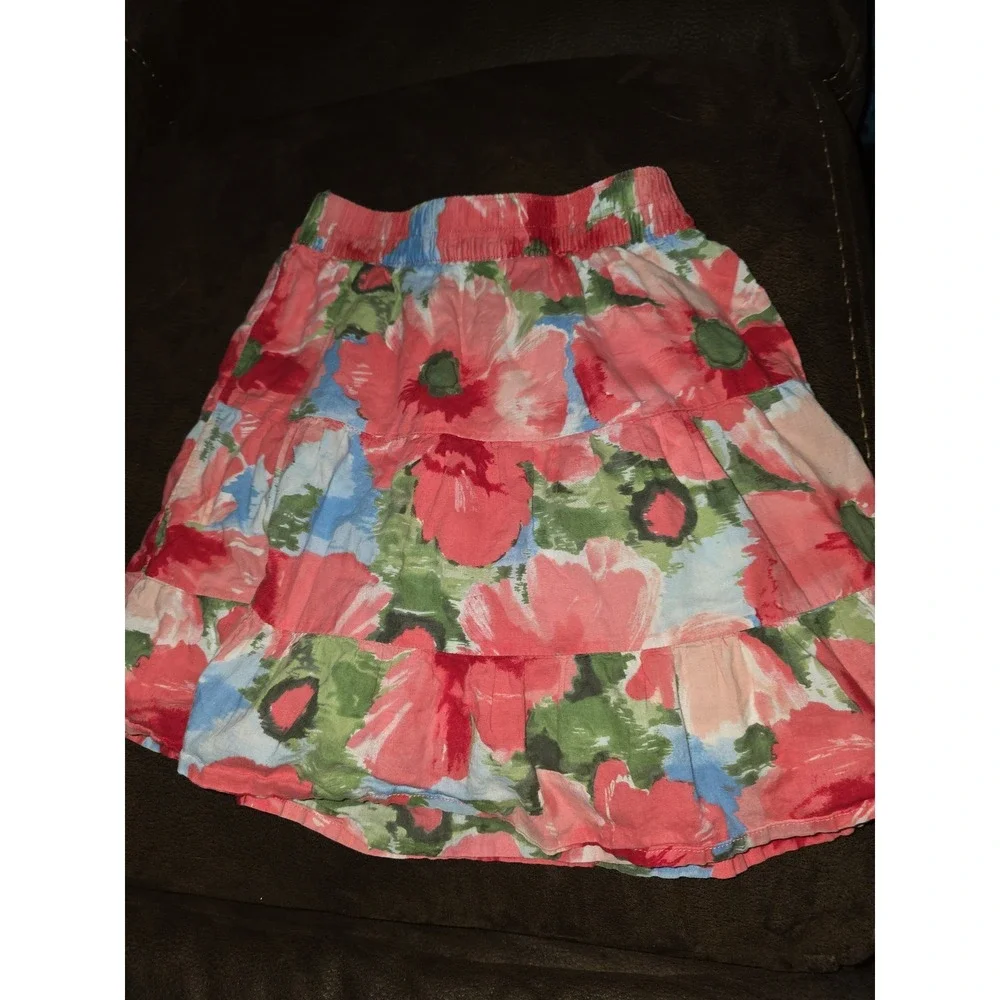 Gymboree burst of spring green top size 4t floral‎ skirt size 4